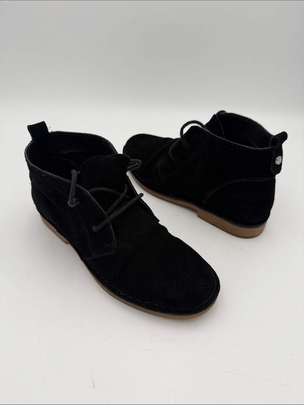 Tommy Bahama Women's Suede Ankle Boots black 7.5 casual office retro lace up